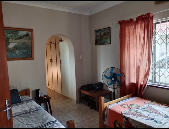 3 BEDROOM HOUSE FOR SALE IN BLUFF
